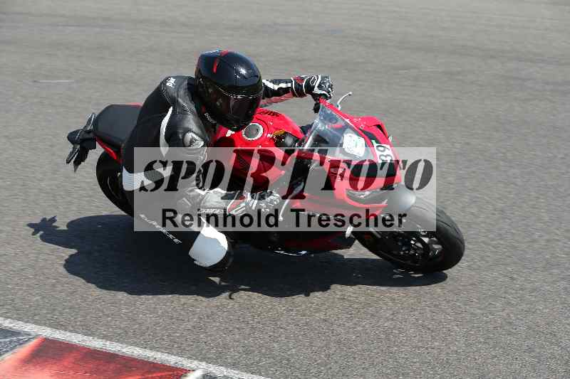 Archiv-2023/28 05.06.2023 Moto Club Anneau du Rhin/blanc-novice/39